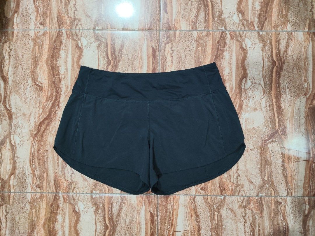 Lululemon Short (Category: Activewear) located in General Santos City (Dadiangas). Submitted by alfredanth42291 (Listing ID 1469806937, Image 2). Description: LULULEMON SHORT black dot size 10 women L-XL W: 32-41 L: 11 -1 back zip pocket -2 front waisline pockets -w/ drawstring -w/ inner brief -quickdr✓excellent condition 265 #sports #gym #running #pickleball.