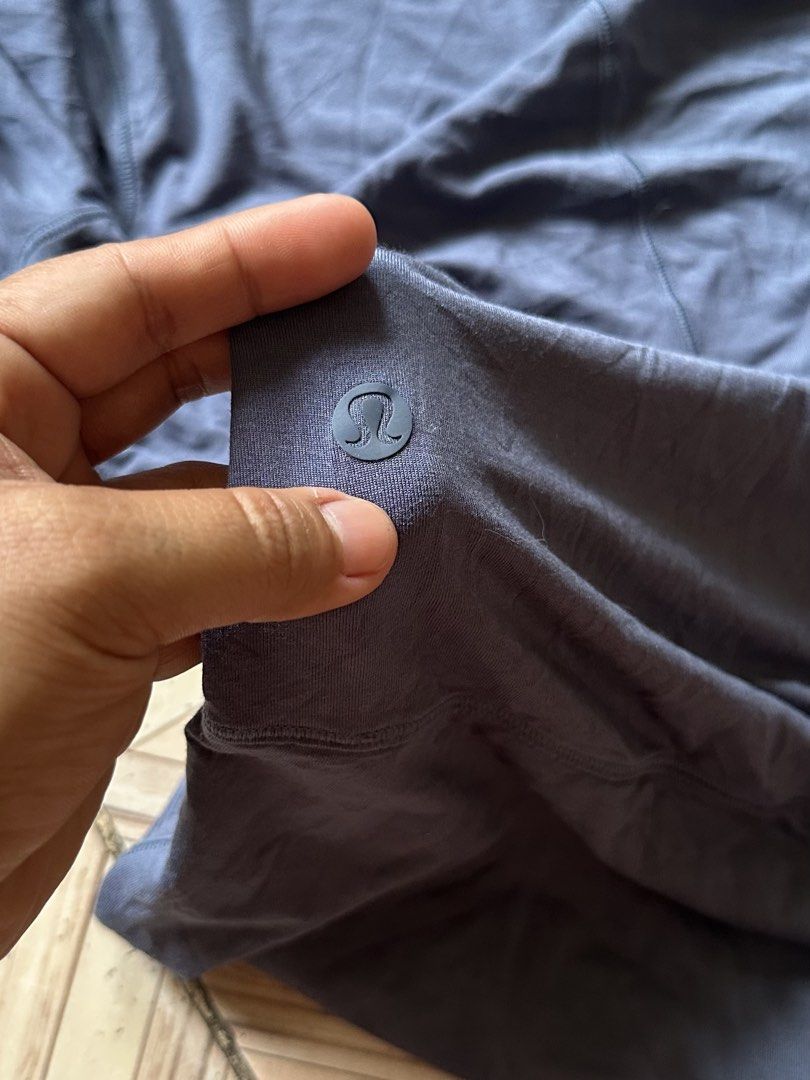 lululemon size 2 (Category: Coats, Jackets and Outerwear) located in Angeles City. Submitted by alejeong27 (Listing ID 1469806070, Image 3). Description: .