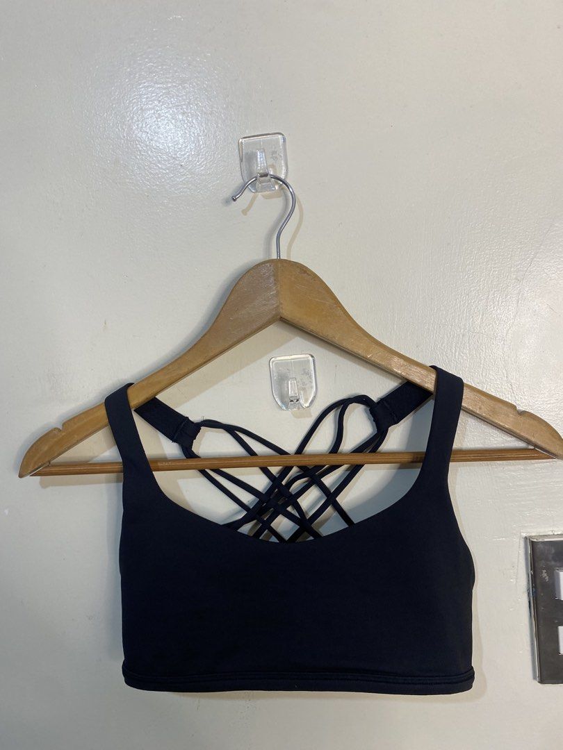 Lululemon size 4 caged (newarrivals12) (Category: Activewear) located in Baguio. Submitted by buyforless_2600 (Listing ID 1469889388, Image 3). Description: .