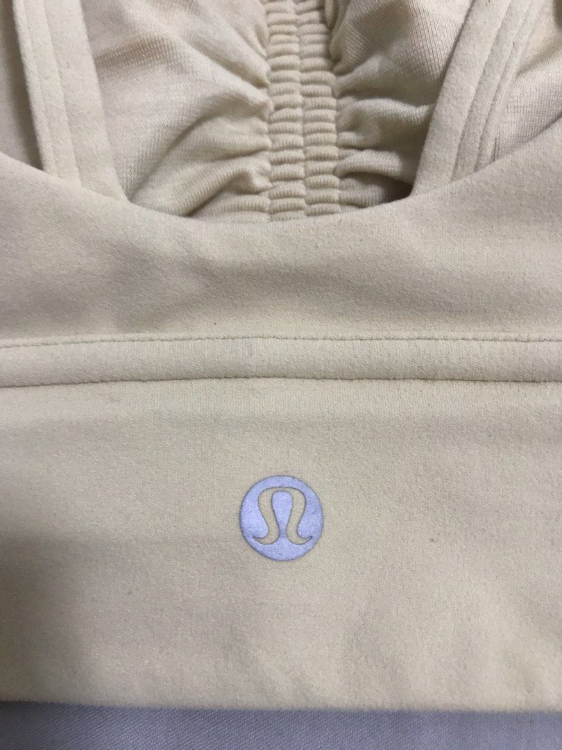 Lululemon Sportsbra (Category: Activewear) located in Manila. Submitted by freshlemon58885 (Listing ID 1469776508, Image 3). Description: Dot 4 Padded Color May Vary Due to Lighting Fresh From Bale Box .