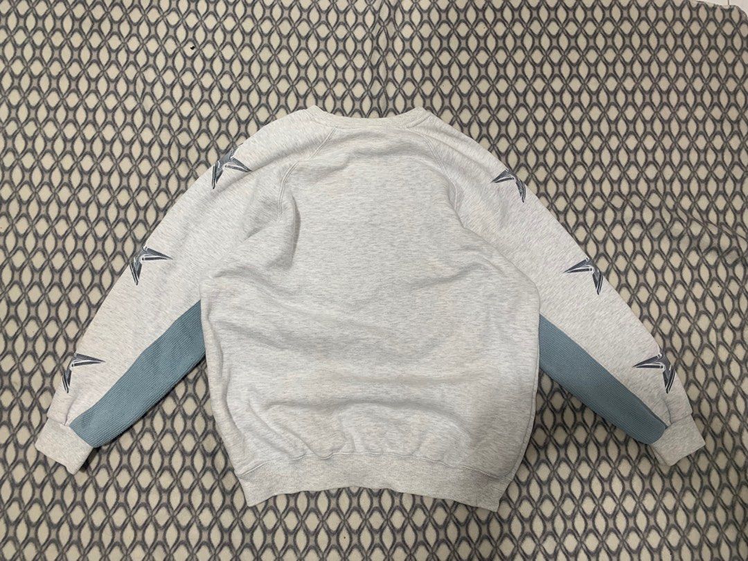 LUVISTRUE Sweater (Category: Coats, Jackets and Outerwear) located in General Santos City (Dadiangas). Submitted by sagyourpantss (Listing ID 1469772980, Image 3). Description: Measurements(Inches) Leangth-28 Width-24 Payment First via Gcash Courier-J&T All prices are negotiable .