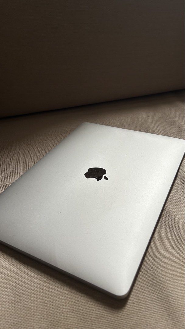 MacBook Pro 13-inch 2016 (Category: Laptops & Notebooks) located in Taguig. Submitted by _tsja_ (Listing ID 1469771702, Image 2). Description: 💻 Specifications • Two Thunderbolt 3 ports • Processor: 2 GHz Dual-Core Intel Core i5 • Memory: 8GB 1867 MHz LPDDR3 • Default storage: 256GB • Graphics: Intel Iris Graphics 540 1536 MB • Built-In Retina Display • Runs on macOS Monterey 12.7.6 ❗️Issues: • Battery health: Service recommended • Charging cabl