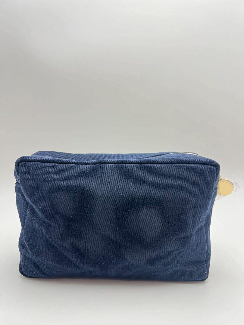 Maison Margiela canvas pouch (Category: Purses & Pouches) located in Cagayan de Oro. Submitted by borse_de_amore (Listing ID 1469875265, Image 2). Description: Maison Margiela canvas pouch Unused bnew. 🏷️2,390.