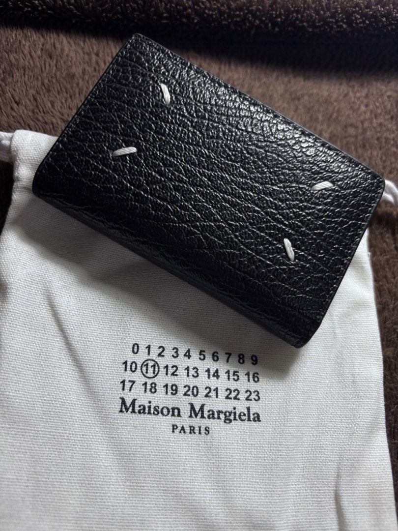 Maison Margiela Four Stitch Wallet (Category: Wallets & Card Holders) located in Manila. Submitted by royd15p (Listing ID 1469862588, Image 2). Description: .