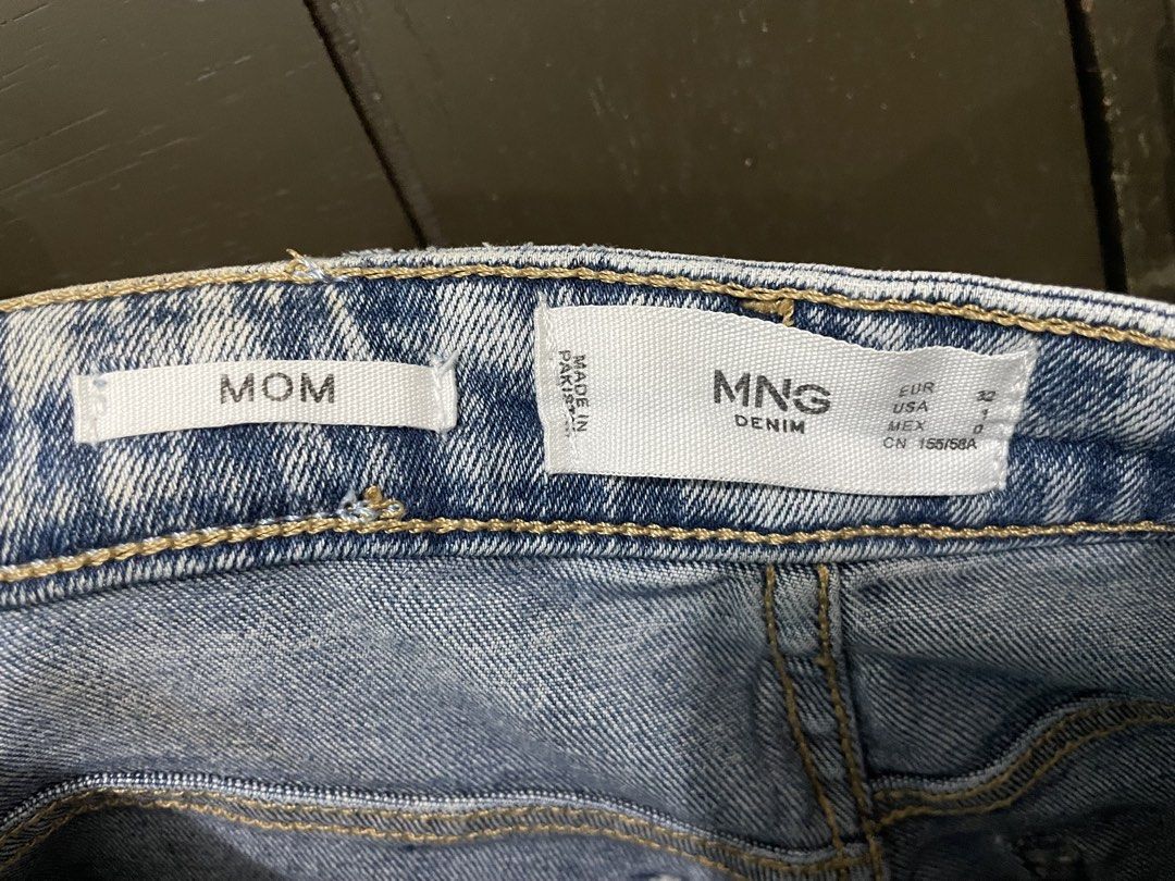 MANGO denim jeans (Category: Jeans) located in Manila. Submitted by bbiwan (Listing ID 1469935499, Image 2). Description: fits s-m.