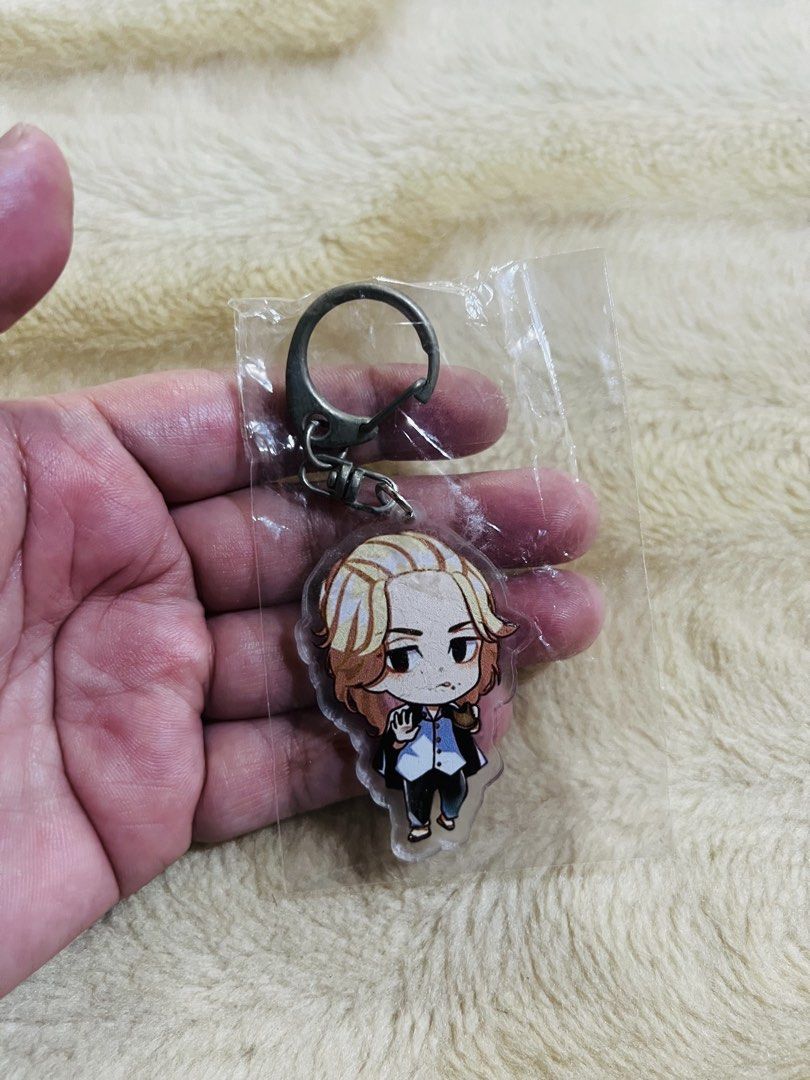 Manjiro Sano ~Mikey~ Merch set (Category: Character Goods) located in Taguig. Submitted by lae.onlineshop (Listing ID 1469764015, Image 2). Description: Manjiro Sano ~Mikey~ Merch set *SOLD AS SET ONLY. Set of 4 *SOME ARE LOOSE. No original packaging, AS IS *THE COLOR MAY SLIGHTLY DIFFER FROM ACTUAL DUE TO LIGHTING AND/OR SCREEN RESOLUTION. Issue: zero to minimal hairlines Inclusion: 1 x Acrylic keyholder (Unofficial/Loose) -needs polish ang hard