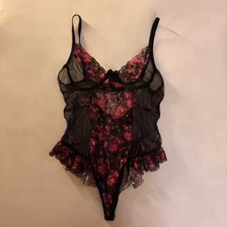(Category: ) located in . Submitted by kaelian_couture (Listing ID 1469863991, Image 1). Description: .
