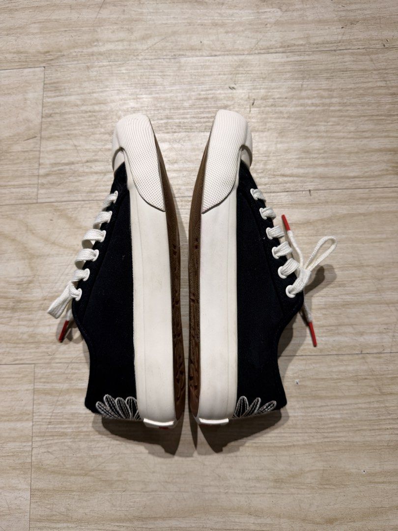 Mardi Mercredi Black Canvas Sneakers (Category: Sneakers) located in Davao. Submitted by _jetnest25 (Listing ID 1469874151, Image 1). Description: - Brand: Mardi Mercredi - Color: Black canvas with white rubber toe caps and midsoles - Design Details: Iconic embroidered flower on the heel, contrast red-tipped laces, and brown gum soles with embossed branding - Condition: Like new, only worn a couple of times with fresh uppers and soles - Inclusion