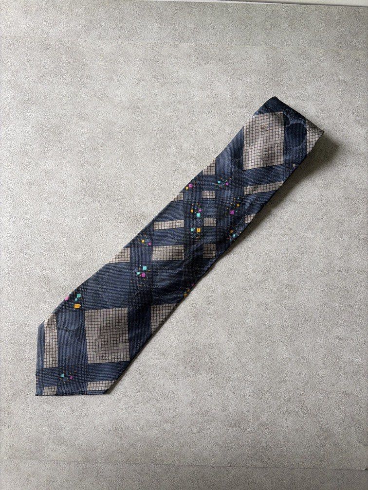 Mariano Rubinacci Italian Necktie (Category: Ties) located in Pasig City. Submitted by chamoisee (Listing ID 1469785881, Image 1). Description: Mariano Rubinacci Italian Necktie.