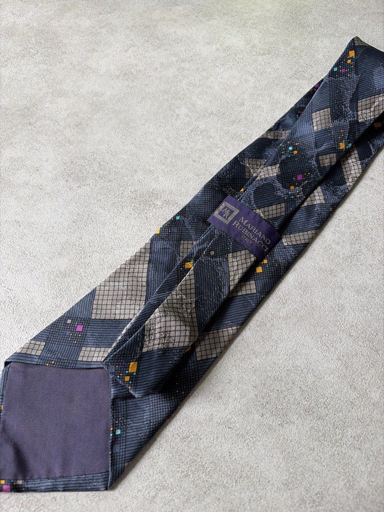 Mariano Rubinacci Italian Necktie (Category: Ties) located in Pasig City. Submitted by chamoisee (Listing ID 1469785881, Image 2). Description: Mariano Rubinacci Italian Necktie.