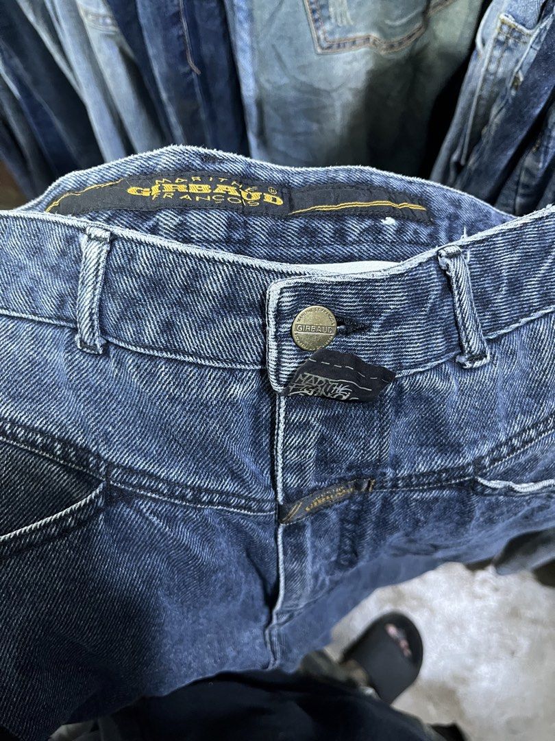 Marithé + François Girbaud (Category: Jeans) located in City of Isabela. Submitted by ibzagga (Listing ID 1469849766, Image 1). Description: Size 32.