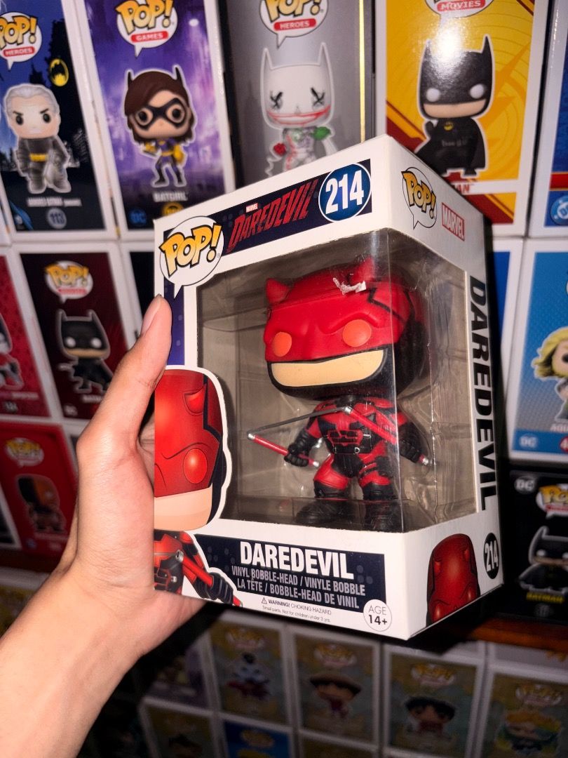Marvel Funko Pop! Daredevil #214 (Category: Figurines & Statues) located in Marikina City. Submitted by spiderraff (Listing ID 1469790382, Image 1). Description: .