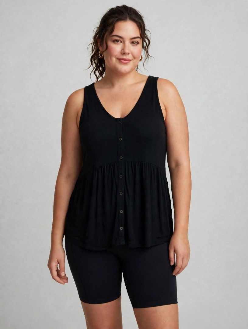 Maurices Black Top (Category: Blouses) located in Los Banos. Submitted by lopecruz (Listing ID 1469866011, Image 1). Description: 21"armpit lajd flat 24"length L-XL Like new, no flaws.