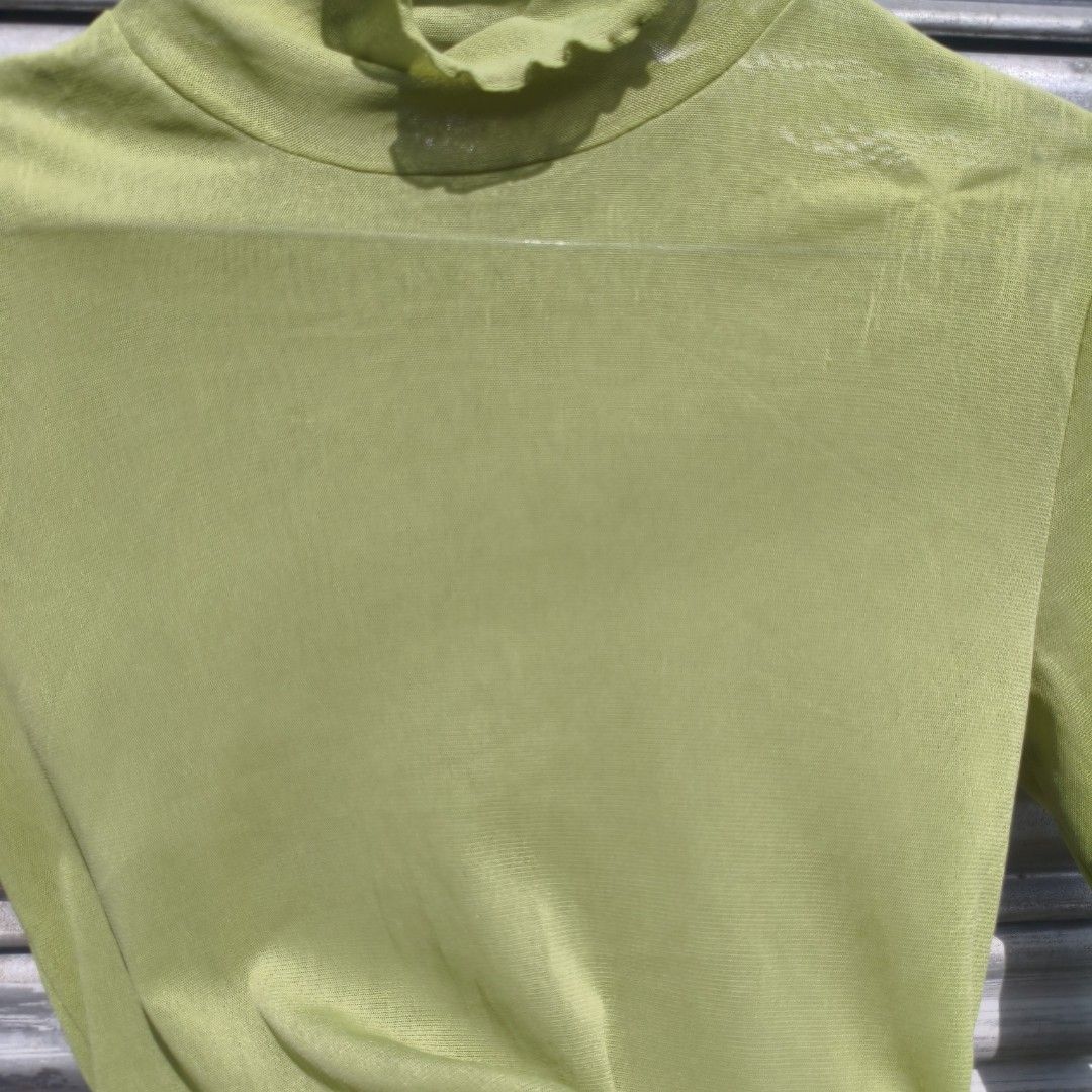 (med-large) green mesh top (Category: Longsleeves) located in Lucena. Submitted by minryism (Listing ID 1469794790, Image 2). Description: welcome to bangkok top 💃💃 fits upto Large Ladies 💪💪fits medium Men (⁠◠⁠ᴥ⁠◕⁠ʋ⁠) onli: 200 Length:22 in Width (pit to pit):15-20 in Shoulder:15 in Sleeves:24 in Arm opening: 8 ayun bjork legacy eme japa brand qt i would pair it with a trolley tas reporter on the side forda best fit po u can measure ur fav ga