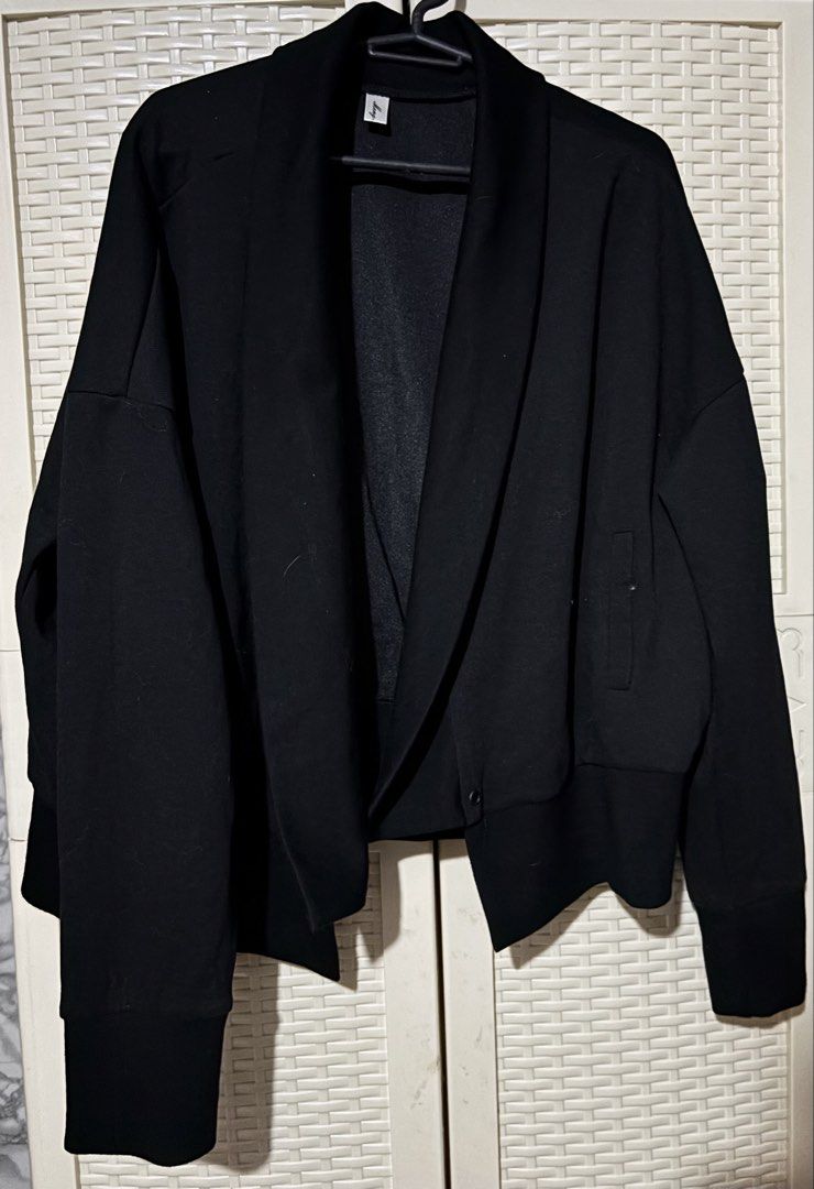 Meng Black Open Front Cardigan Jacket (Category: Coats, Jackets and Outerwear) located in Manila. Submitted by missmix_08 (Listing ID 1469861996, Image 1). Description: - Brand: Meng - Color: Classic black - Design: Open front with stylish draped lapels - Features: Practical side pockets, structured ribbed cuffs and hem - Fit: Relaxed drop shoulder for comfortable, versatile layering - Condition: Brand new/Excellent (Ready to wear).