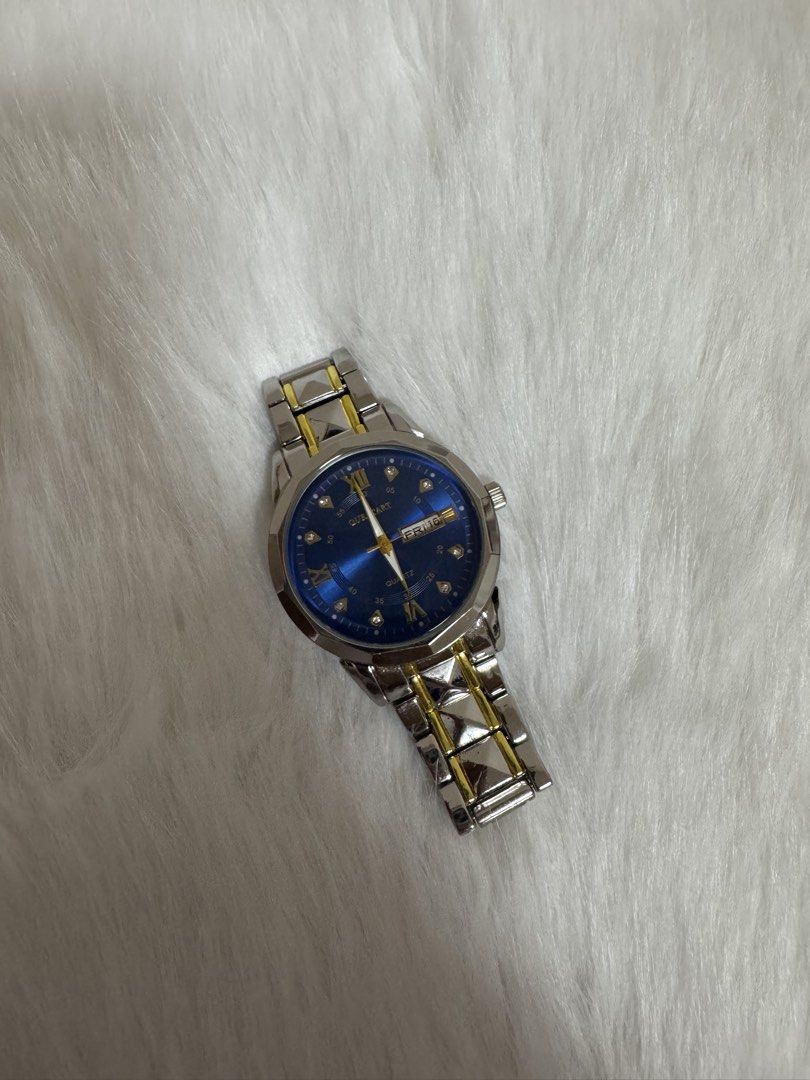 Men’s watch (Category: Men's Watches) located in Marikina City. Submitted by elisuet (Listing ID 1469886031, Image 1). Description: can do j&t Gcash payment no COD .