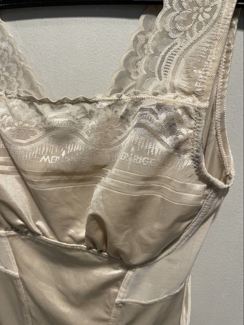 Merrige shapewear (Category: Undergarments & Loungewear) located in Quezon City. Submitted by booktt (Listing ID 1469897825, Image 2). Description: with stain as shown on pic, not sure if can be removed small .