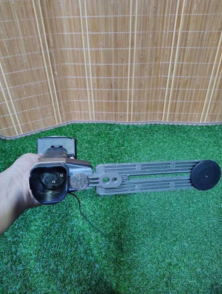 METZ MECABLITZ 45 CT-1 HANDLE-MOUNT ELECTRONIC FLASH (Category: Cameras) located in Dasmarinas. Submitted by k3japanstoreph (Listing ID 1469921395, Image 3). Description: METZ MECABLITZ 45 CT-1 HANDLE-MOUNT ELECTRONIC FLASH Vintage Metz Mecablitz 45 CT-1 electronic camera flash with the classic handle-mount “hammerhead” design. A collectible photography accessory for vintage camera enthusiasts and collectors. CONDITION: AS IS, UNTESTED • Function