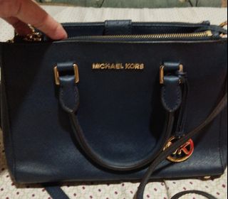 (Category: ) located in . Submitted by lene48 (Listing ID 1469865022, Image 1). Description: .