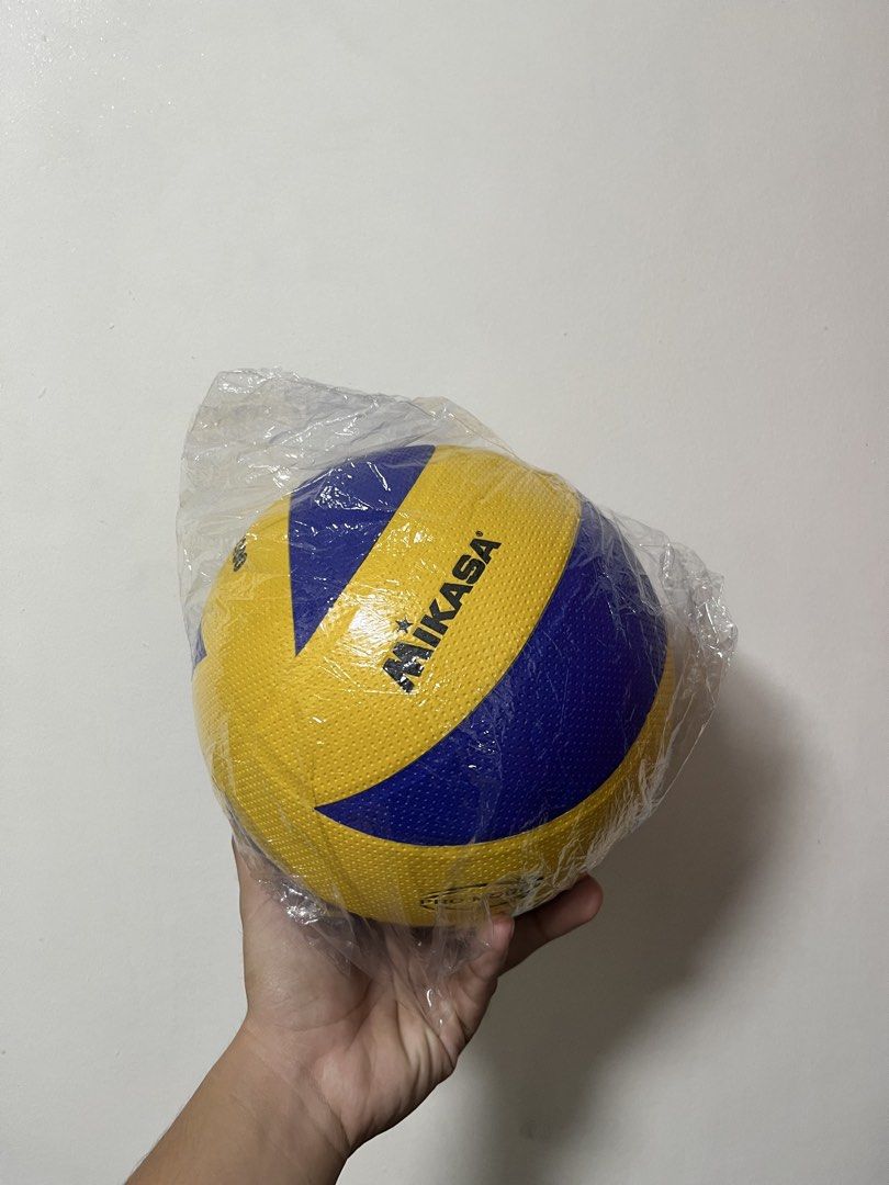 Mikasa mva300 volleyball ball (Category: Racket and Ball Sports) located in Manila. Submitted by all.love.thrift.shop.v2 (Listing ID 1469759620, Image 1). Description: For sale Mikasa mva300 Standard size Brand new ₱1,500 + sf As is, No return No exchange No refund Color may vary due to lighting All items are cleaned before shipping Payment first via gcash/maya/gotyme/maribank bank transfer 💰 Ship via LBC/J&T/Lalamove 🚛 📍 Cainta, Rizal ❤️.