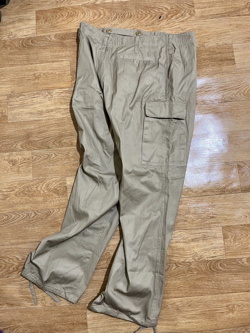 Military pants (Category: Trousers) located in Zamboanga. Submitted by alterramz08 (Listing ID 1469930596, Image 3). Description: Military Pants Size 35 length 42 Thigh 13.5 leg opening 9 Price : 1,000 Pesos !!!.