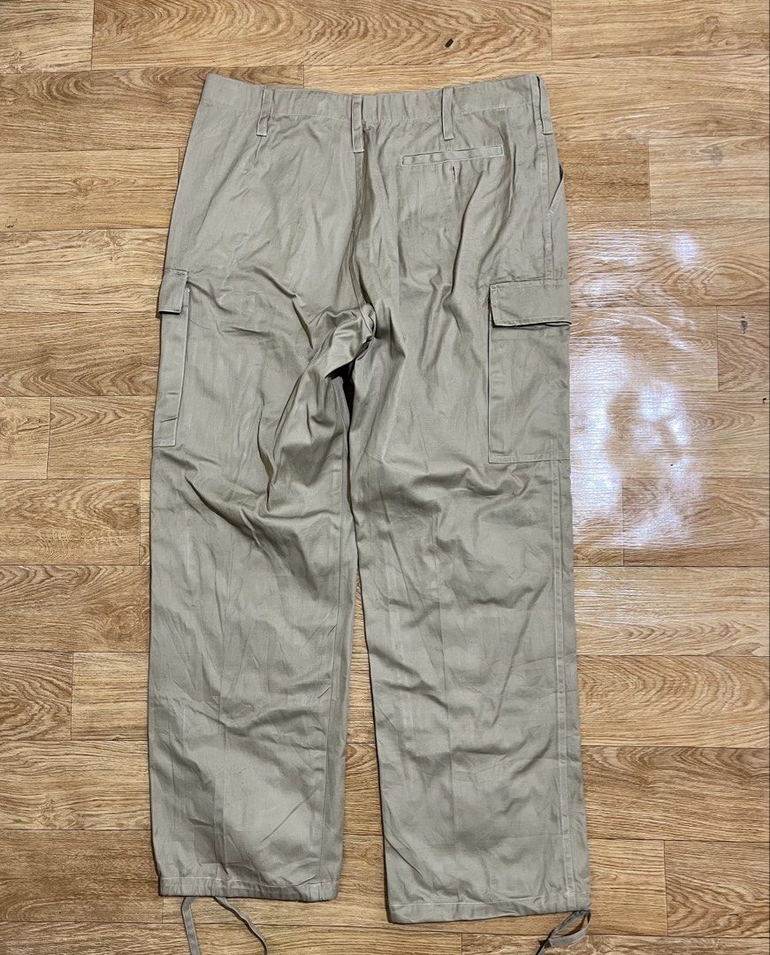 Military pants (Category: Trousers) located in Zamboanga. Submitted by alterramz08 (Listing ID 1469930596, Image 2). Description: Military Pants Size 35 length 42 Thigh 13.5 leg opening 9 Price : 1,000 Pesos !!!.