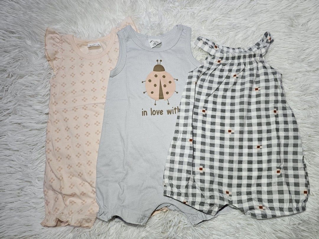 Mimi Threads Baby Rompers Set Size 18m (Category: Babies & Kids Fashion) located in Manila. Submitted by pitzdiaz (Listing ID 1469884729, Image 2). Description: FOR SALE ❗️❗️❗️ Mimi Threads (12-18mos) All from my daughter's budol 😁 *used once only These are preloved items, so please manage your expectations. Actual color and appearance may vary slightly due to lightning, photo angles, and device screen settings. Thank You so much ☺️ less than 50