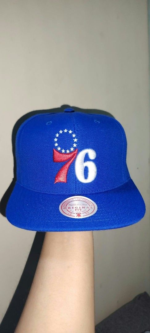 Mitchell & Ness Philadelphia 76ers Snapback Hat (Category: Caps & Hats) located in Las Pinas. Submitted by cyrnkm (Listing ID 1469946480, Image 1). Description: Mitchell & Ness snapback hat, Philadelphia 76ers team logo embroidered on the front. Price is slightly negotiable.