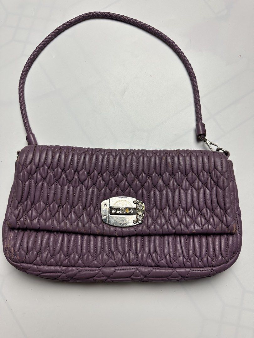 Miu miu (Category: Luxury Bags & Wallets) located in Orani. Submitted by ajgav69 (Listing ID 1469766192, Image 2). Description: Authentic miu miu Shoulder bag Check all photos.