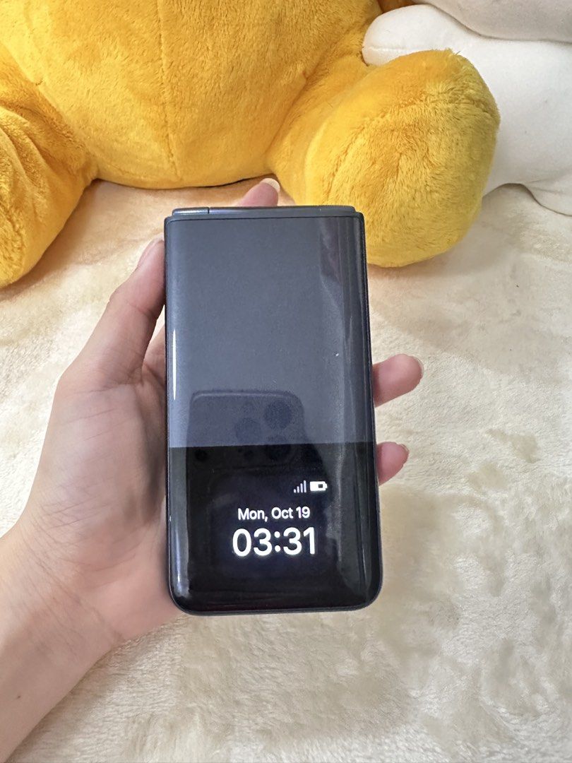 MIVE STYLE FOLDER2 (Category: Android Others) located in Mandaluyong City. Submitted by jezel01 (Listing ID 1469779755, Image 3). Description: MIVE STYLE FOLDER 2 32GB 2GB RAM Openline issue: casemarks, dents Unli check Touch and type Android 14 .