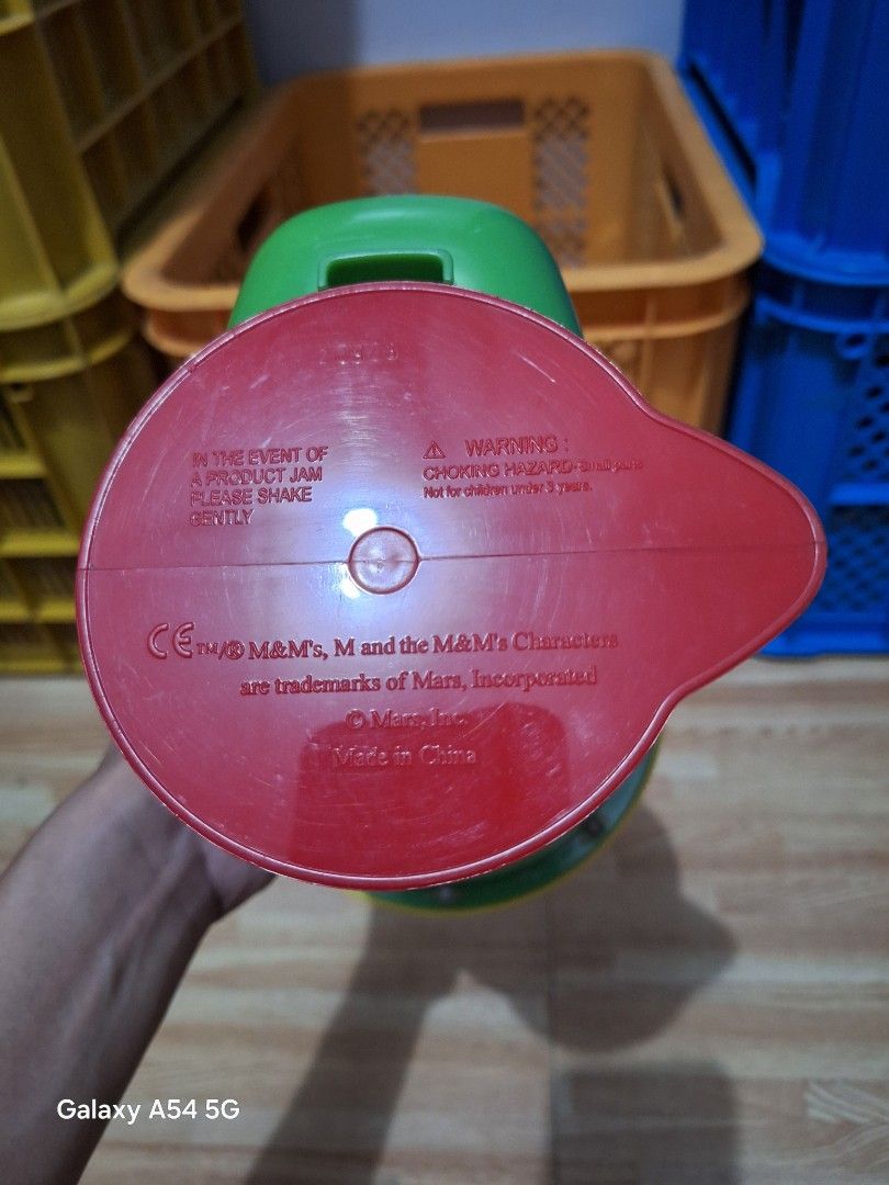 M&Ms candy dispenser (Category: Vintage Collectibles) located in San Fernando. Submitted by kewlitibles (Listing ID 1469919293, Image 3). Description: Malinaw na malinaw pa yung bowl. Fully working gimmicks. Personal collection 🏠 LOCATION: Angeles City, Pampanga 💸 MOP: Bank Transfer/GCASH 🛺 MOD: J&T/LBC Drop & Go (Branch Nearest Your Address Pick-Up ONLY).