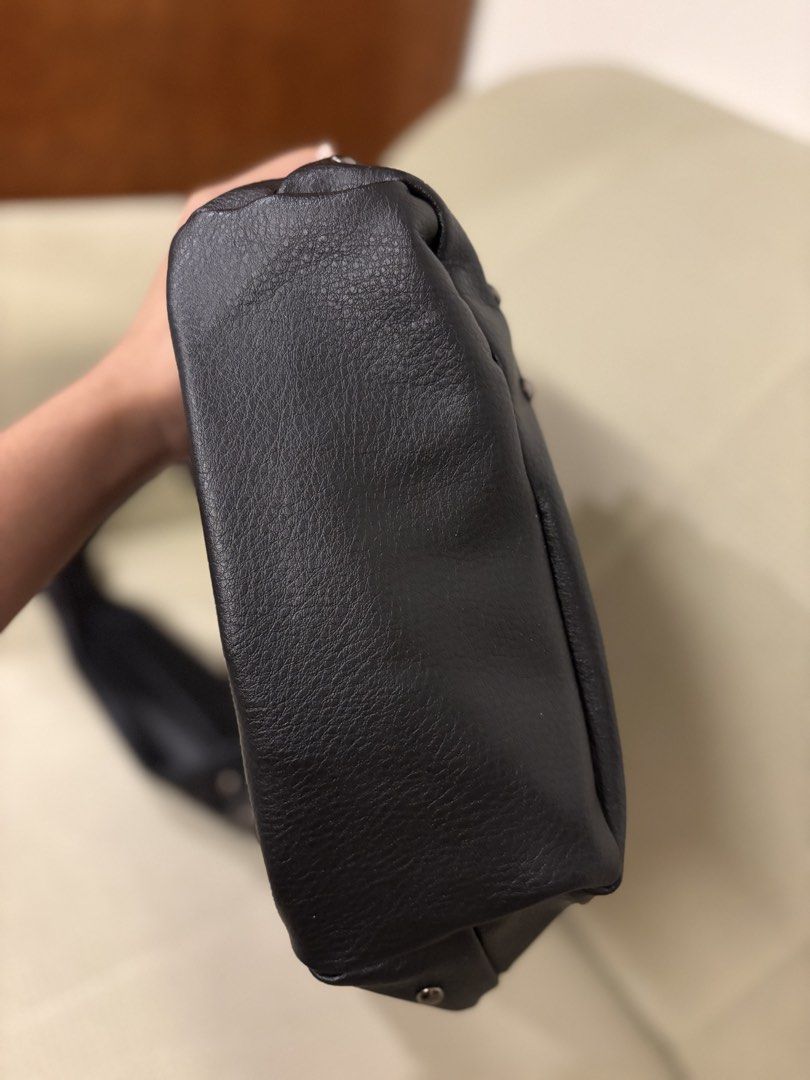 Modax Studded Bucket-Shaped Shoulder bag (Category: Shoulder Bags) located in Dasmarinas. Submitted by kddeclutterr (Listing ID 1469899675, Image 2). Description: kind of like those bali bags spacious rfs: for funds price nego!.