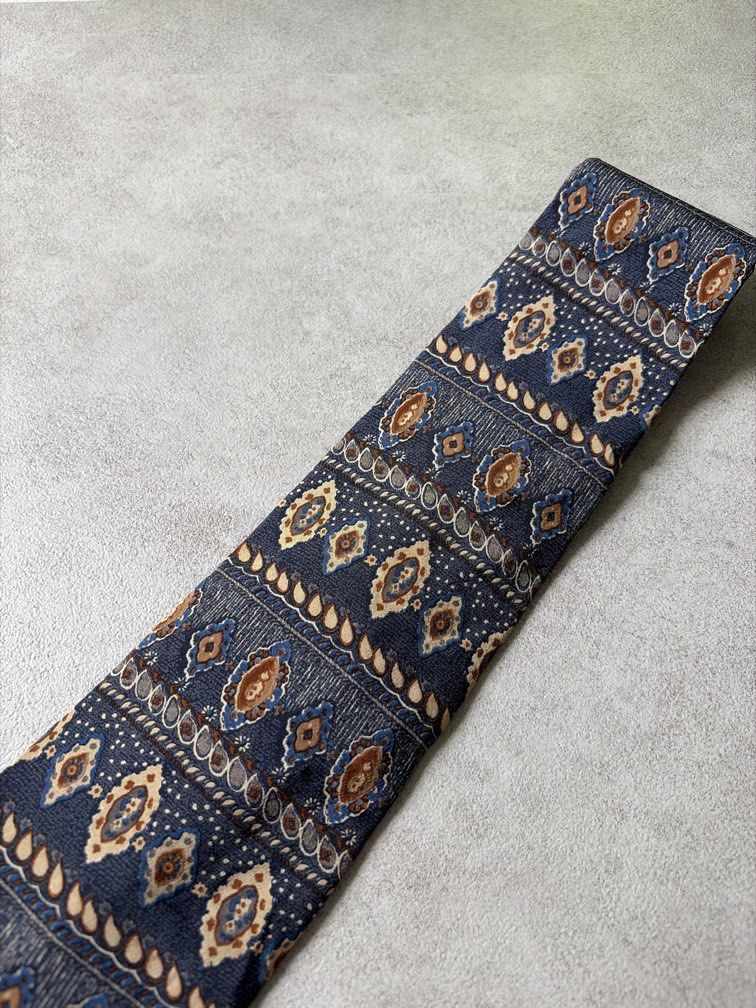 Molinelli Italian Necktie (Category: Ties) located in Pasig City. Submitted by chamoisee (Listing ID 1469785599, Image 2). Description: Molinelli Italian Necktie.