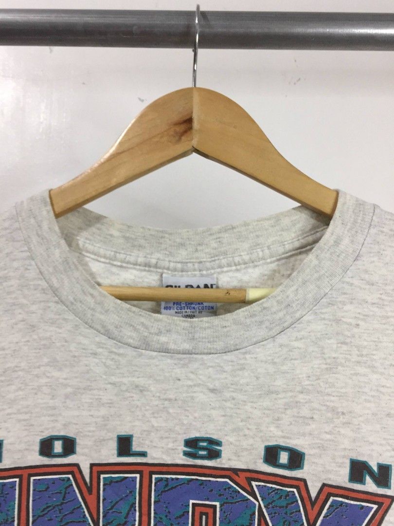 Molson Indy Vancouver (Category: Tshirts & Polo Shirts ) located in Balayan. Submitted by _wethrift (Listing ID 1469876893, Image 2). Description: Molson Indy Vancouver - Gildan Heavyweight Tag - 1-2-2 - size M - dimension 20 x 26 - excellent condition - color rate 9/10 - stain / hairlines MINE - 📩 +shipping fee 📍 BALAYAN, BATANGAS.