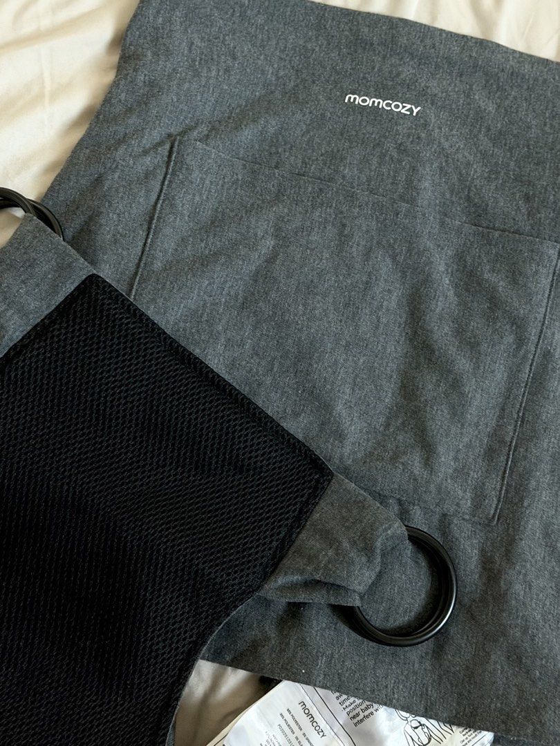 Momcozy Baby Wrap Carrier (Category: Other Kids Furniture) located in Manila. Submitted by arcangelyeng (Listing ID 1469652692, Image 1). Description: .