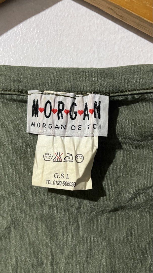 morgan de toi (Category: Blouses) located in Marawi City. Submitted by fixation_05 (Listing ID 1469867192, Image 3). Description: medium 18/24.
