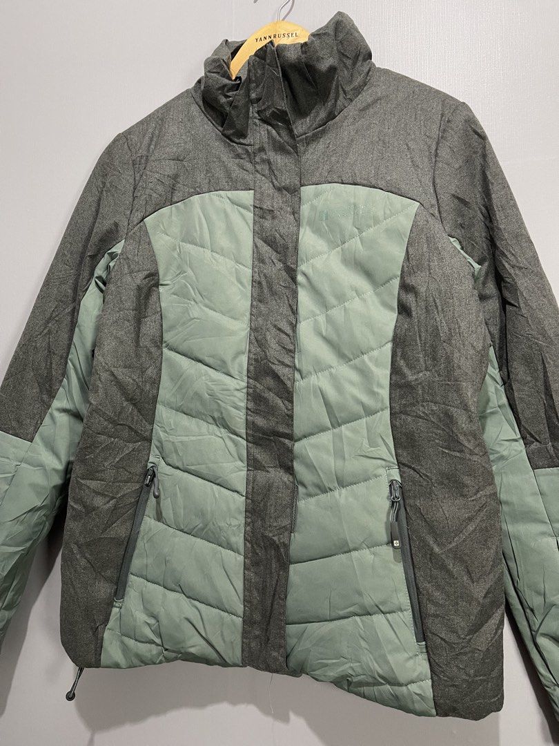 Mountain Warehouse Women’s Puffer Ski Jacket (Category: Coats, Jackets and Outerwear) located in Davao. Submitted by yannrussel00 (Listing ID 1469874025, Image 3). Description: 📍𝗟𝗼𝗰𝗮𝘁𝗶𝗼𝗻: 𝗗𝗮𝘃𝗮𝗼 𝗖𝗶𝘁𝘆 📌 𝗜𝘁𝗲𝗺 𝗦𝘁𝗶𝗹𝗹 𝗔𝘃𝗮𝗶𝗹𝗮𝗯𝗹𝗲 𝗥𝗘𝗔𝗗 𝗗𝗘𝗧𝗔𝗜𝗟𝗦 𝗕𝗘𝗟𝗢𝗪 ⬇️ ‼️ Size Medium Dimes W19 x L25 Sleeves 26” Condition 10/10 No hood ₱1,250 + SF.