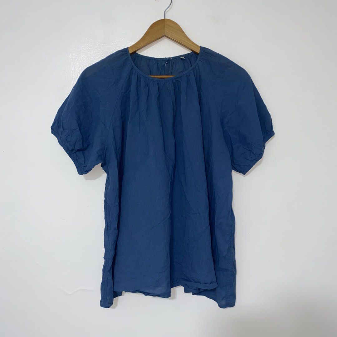 MUJI cotton short sleeve top (Category: Longsleeves) located in San Jose del Monte. Submitted by mamiracky (Listing ID 1469864370, Image 2). Description: .