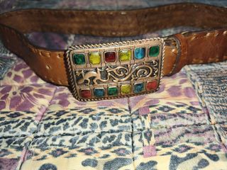 (Category: ) located in . Submitted by THA_D_THRIFT (Listing ID 1469859954, Image 1). Description: .