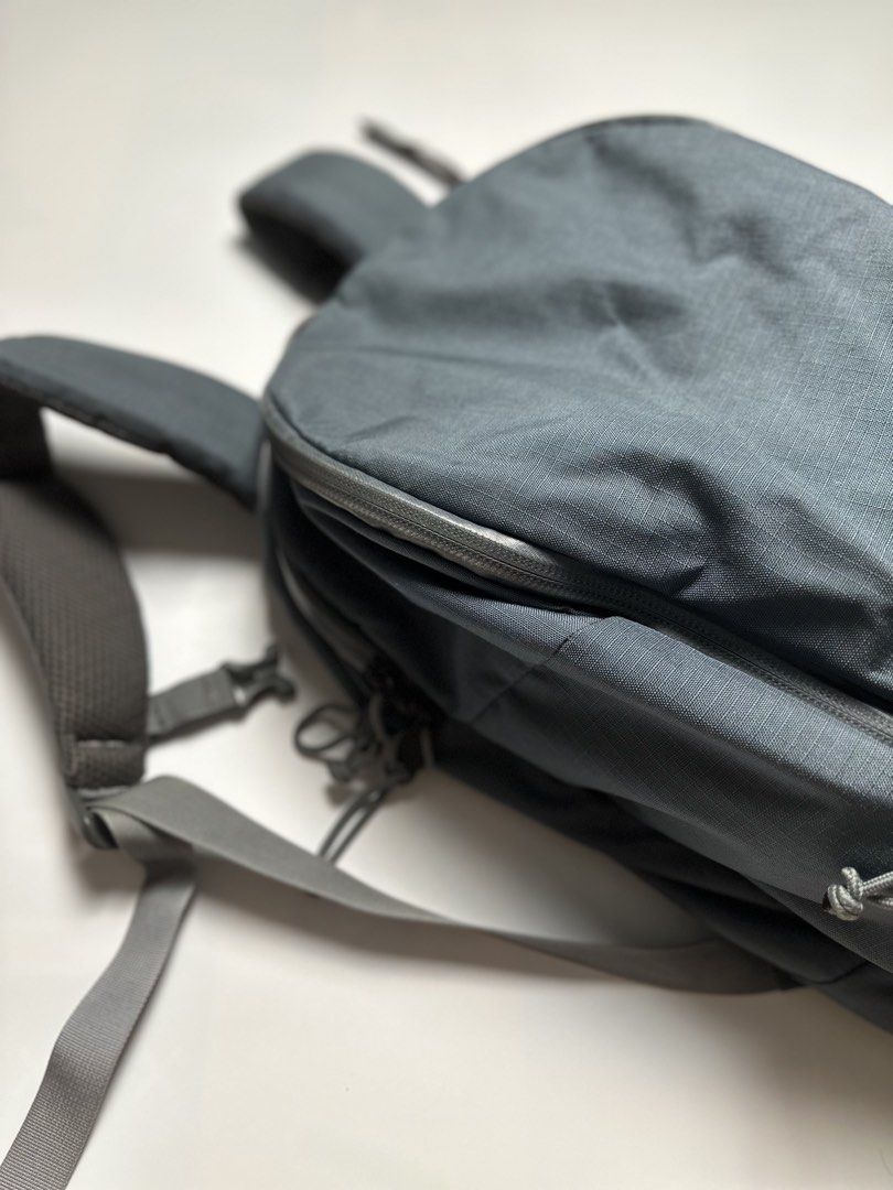 MYSTERY RANCH (Category: Backpacks) located in General Santos City (Dadiangas). Submitted by uragon.apparel (Listing ID 1469893621, Image 3). Description: .
