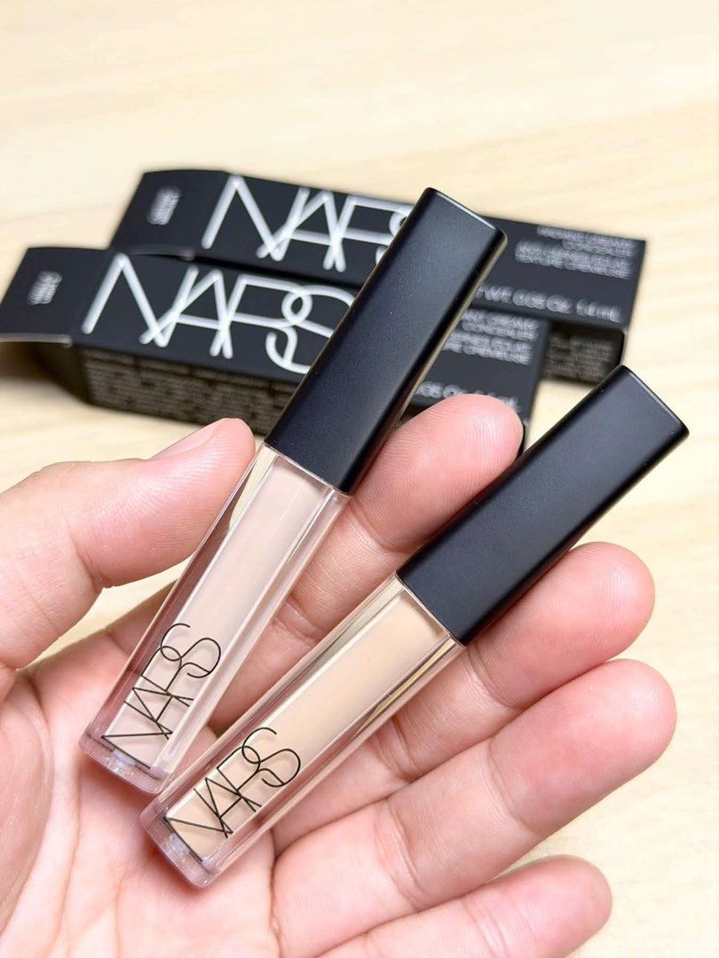 Nars Mini Radiant Concealer (Category: Makeup) located in Bulacan. Submitted by karisma_noverra (Listing ID 1469782848, Image 1). Description: Vanilla Custard Mini size.