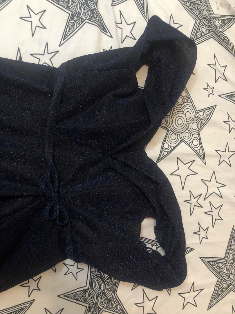 Navy Blue Off Shoulder with Slit (Category: Dresses) located in Los Banos. Submitted by meyandra_198 (Listing ID 1469875993, Image 2). Description: .