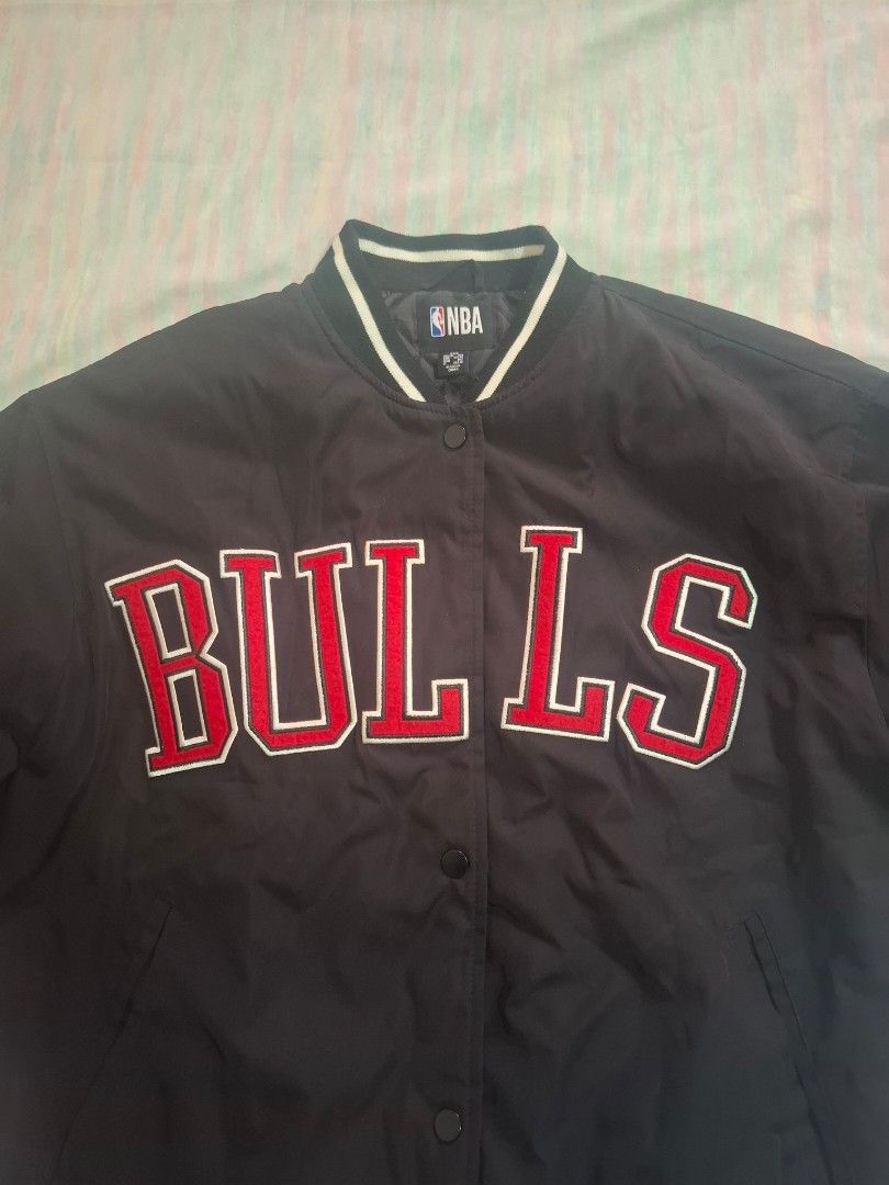 Nba x primark chicago bulls bomber/varsity jacket (Category: Coats, Jackets and Outerwear) located in Narvacan. Submitted by jigger85_2ndaccount (Listing ID 1469772291, Image 3). Description: Nba x primark chicago bulls bomber/varsity jacket like new 9.7/10 condition size: 2 xs Uk size dimes: 22 1/2 x 25 1/2 it can fit to small to semi large bought in UK issue: need wash location : ilocos sur can ship thru LBC or JNT.