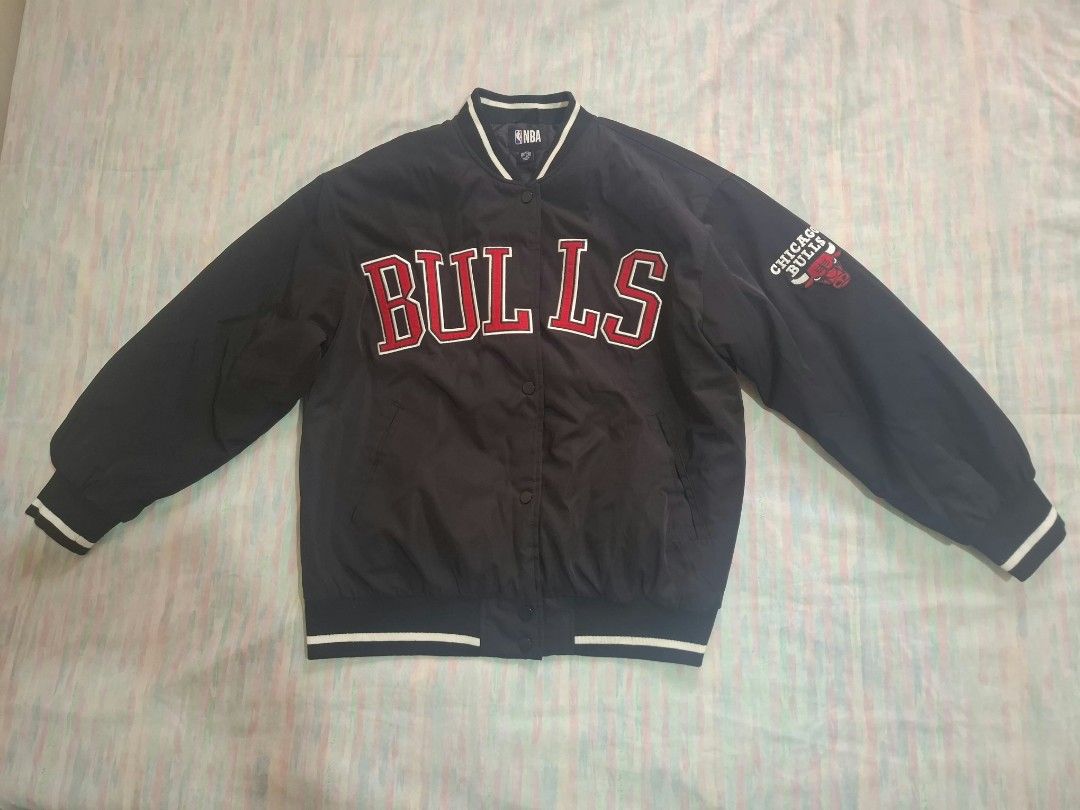 Nba x primark chicago bulls bomber/varsity jacket (Category: Coats, Jackets and Outerwear) located in Narvacan. Submitted by jigger85 (Listing ID 1469772698, Image 2). Description: Nba x primark chicago bulls bomber/varsity jacket like new embroidered logo/print 9.7/10 condition size: 2 xs Uk size dimes: 22 1/2 x 25 1/2 it can fit to small to semi large bought in UK issue: need wash location : ilocos sur can ship thru LBC or JNT.