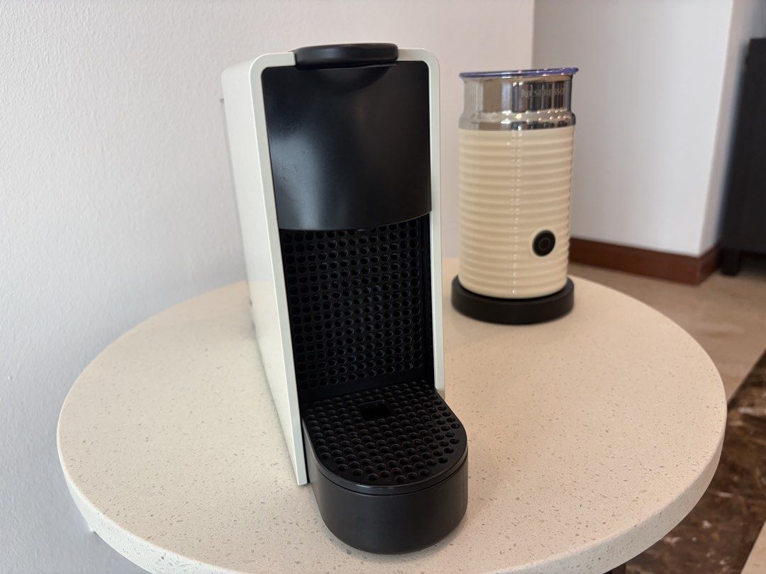 Nespresso Essenza Mini Coffee Machine with Aeroccino Milk Frother, TV ...