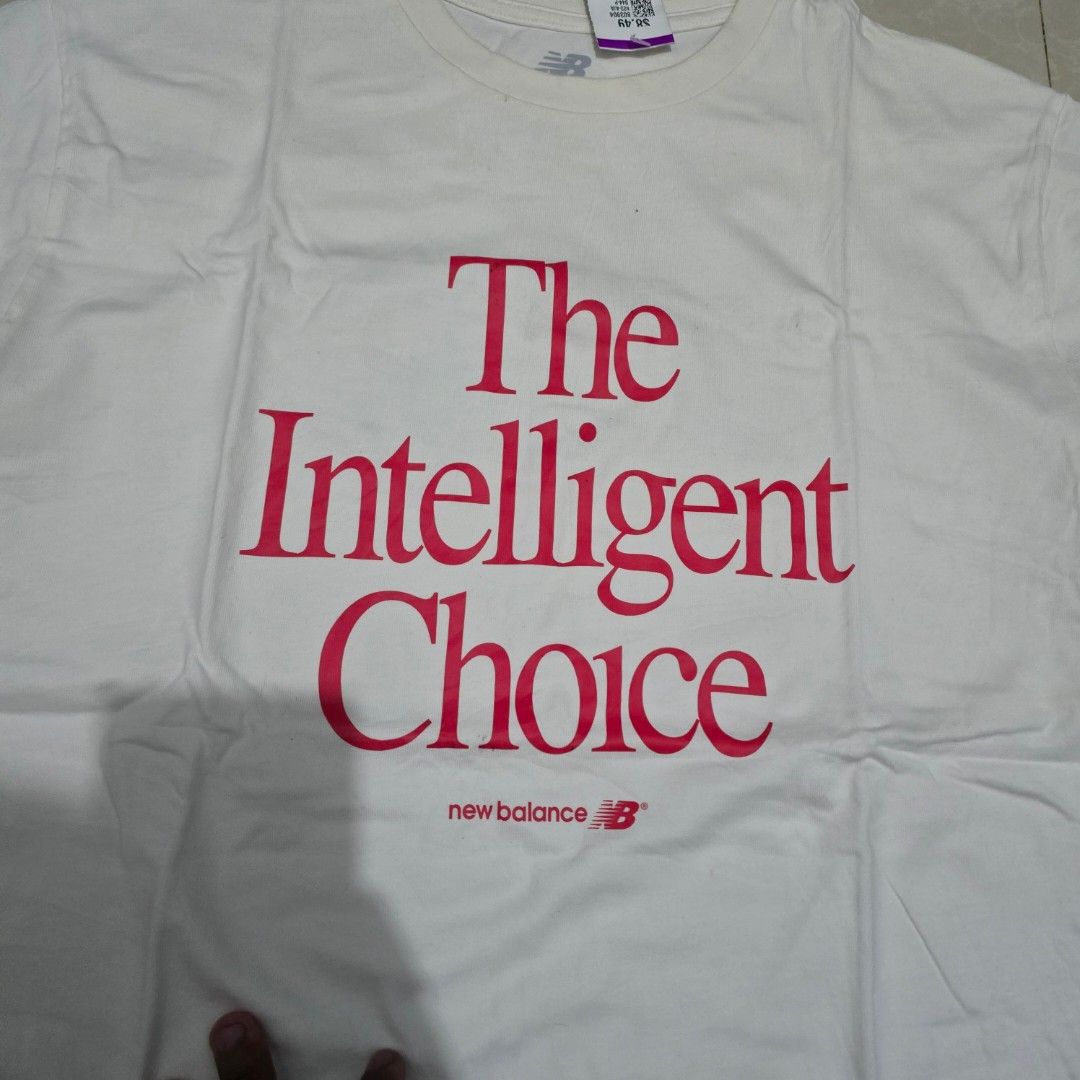 New Balance (Category: Tshirts & Polo Shirts ) located in El Nido. Submitted by marco.tandoc (Listing ID 1469907019, Image 2). Description: size: Large width: 22 length: 28 no issue.