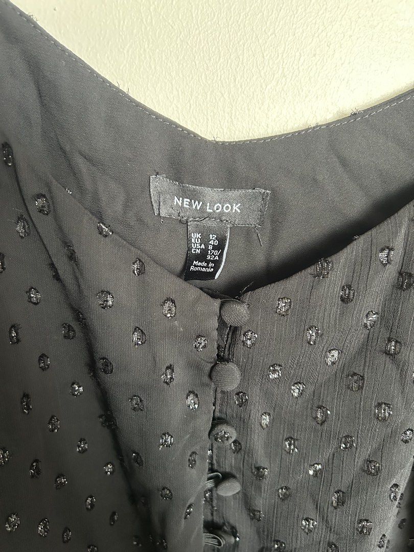 NEW LOOK (Category: Blouses) located in Manila. Submitted by shaun_diaz (Listing ID 1469777594, Image 2). Description: .