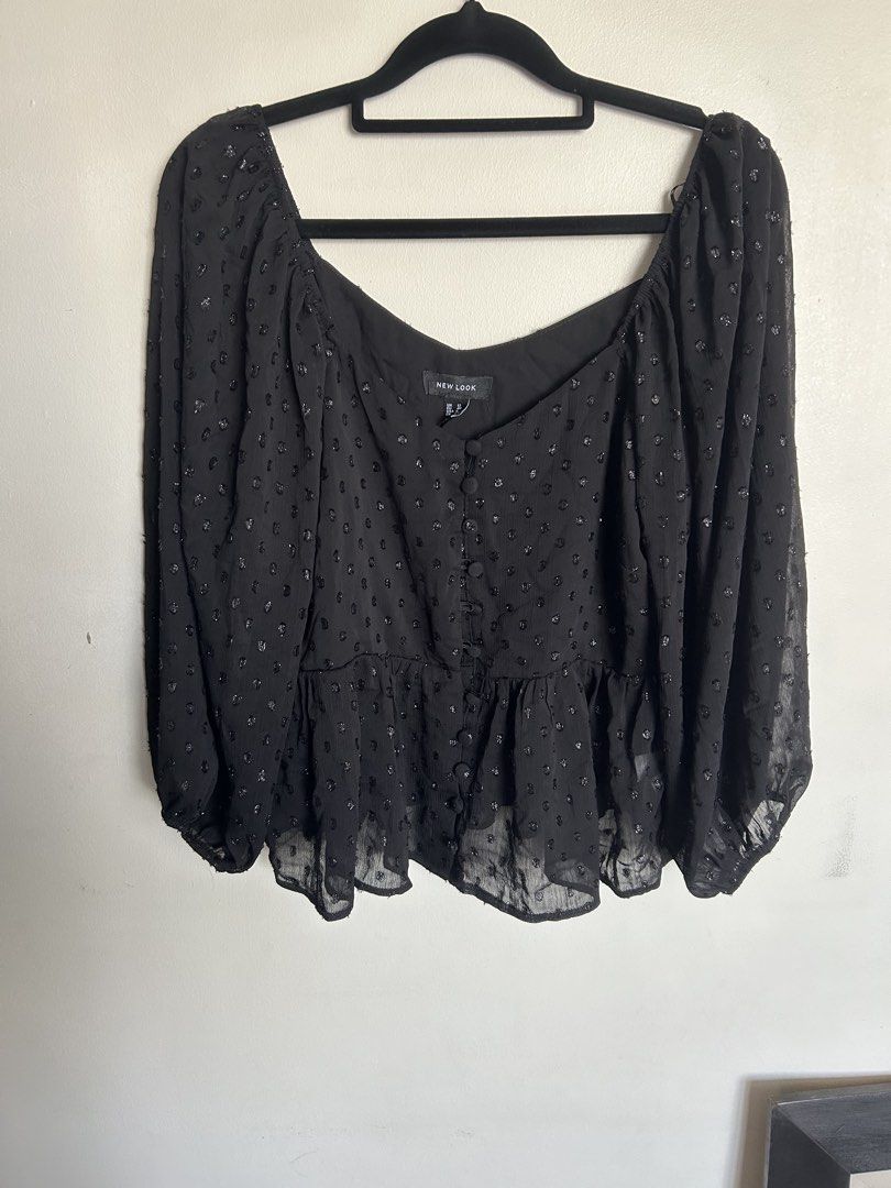NEW LOOK (Category: Blouses) located in Manila. Submitted by shaun_diaz (Listing ID 1469777594, Image 1). Description: .