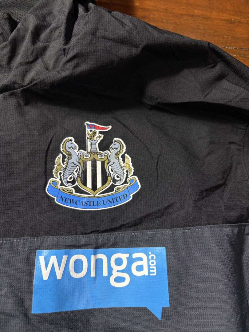 Newcastle United 2014-15 Track Jacket (Category: Coats, Jackets and Outerwear) located in Manila. Submitted by earlylifecrisis (Listing ID 1469863319, Image 3). Description: Sz Medium Condition 8.5/10 Pocket zipper back not working Measure it by inch Width: 22.5 Length: 28.5 Shoulder: 19 Sleeve: 26.5 Bust: Hem: •Refund / Returns not allowed allowed •Please do check the dimensions size on labels sometimes are not accurate on the sizing •Ask me bef