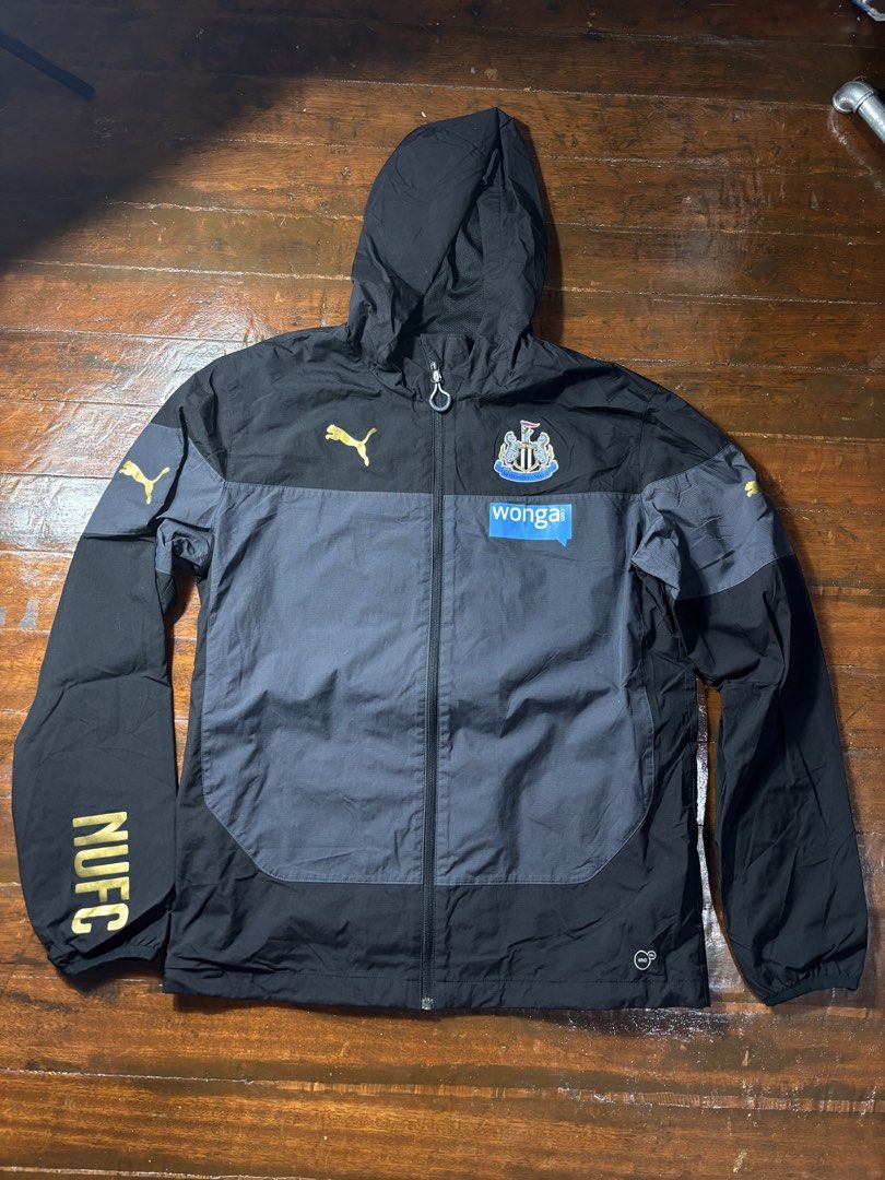 Newcastle United 2014-15 Track Jacket (Category: Coats, Jackets and Outerwear) located in Manila. Submitted by earlylifecrisis (Listing ID 1469863319, Image 1). Description: Sz Medium Condition 8.5/10 Pocket zipper back not working Measure it by inch Width: 22.5 Length: 28.5 Shoulder: 19 Sleeve: 26.5 Bust: Hem: •Refund / Returns not allowed allowed •Please do check the dimensions size on labels sometimes are not accurate on the sizing •Ask me bef